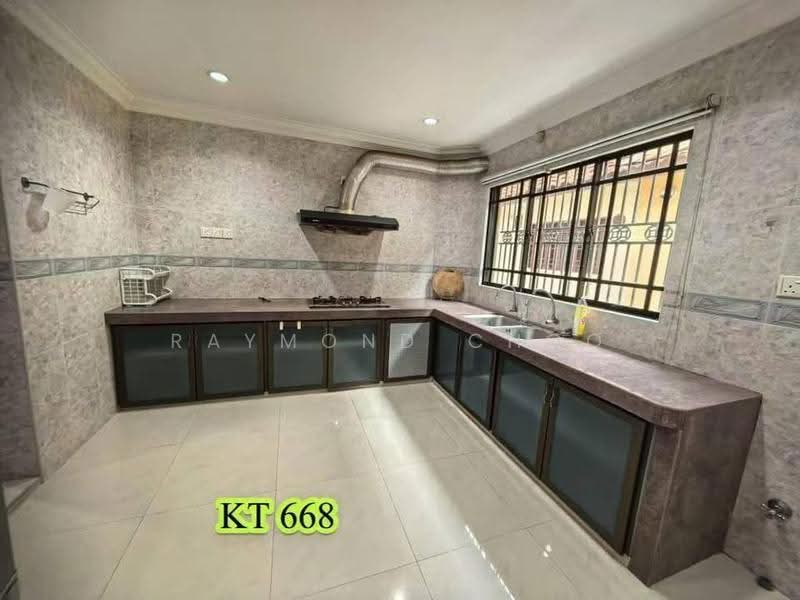2-storey Terraced House for Sale in Bandar Bukit Tinggi 2 (Klang) - Raymond Choo - Kitchen - PropertyGuru.com.my