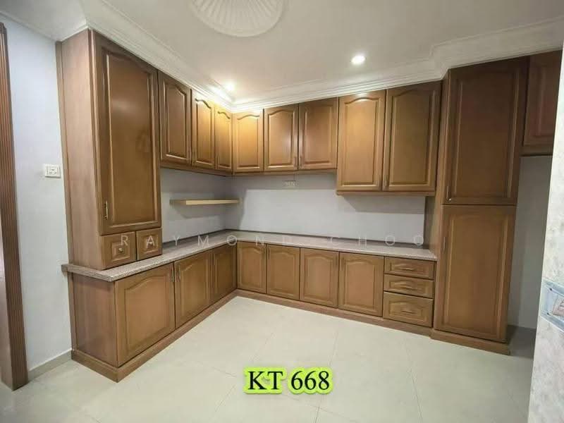 2-storey Terraced House for Sale in Bandar Bukit Tinggi 2 (Klang) - Raymond Choo - Kitchen - PropertyGuru.com.my