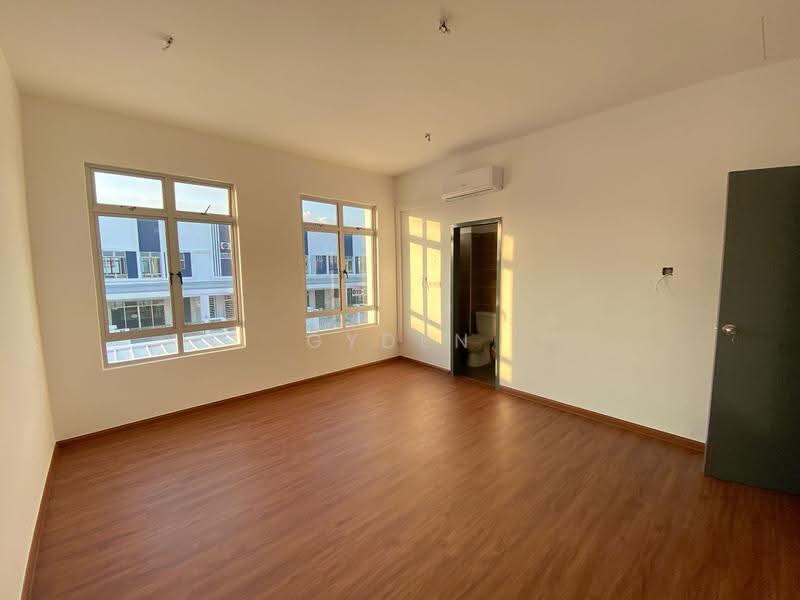 2-storey Terraced House for Sale in Bandar Dato Onn (Tebrau) - Gyden Heng - PropertyGuru.com.my