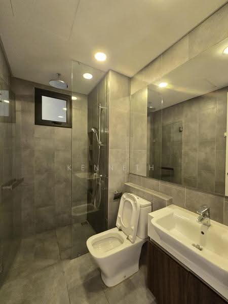 Kediaman Servis untuk Disewa di Ativo Suites @ Damansara Avenue - Kenneth - Bathroom - PropertyGuru.com.my