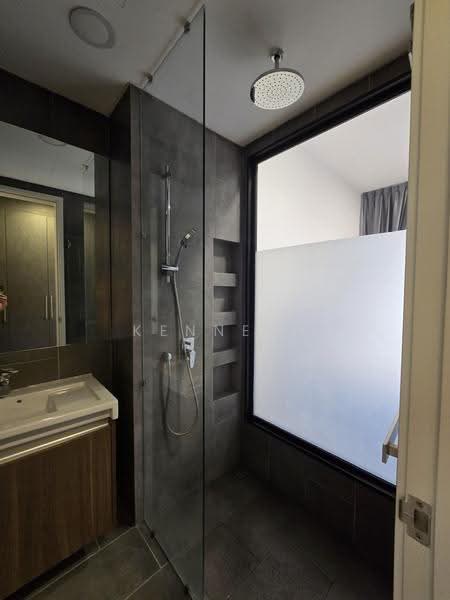 Kediaman Servis untuk Disewa di Ativo Suites @ Damansara Avenue - Kenneth - Bathroom - PropertyGuru.com.my