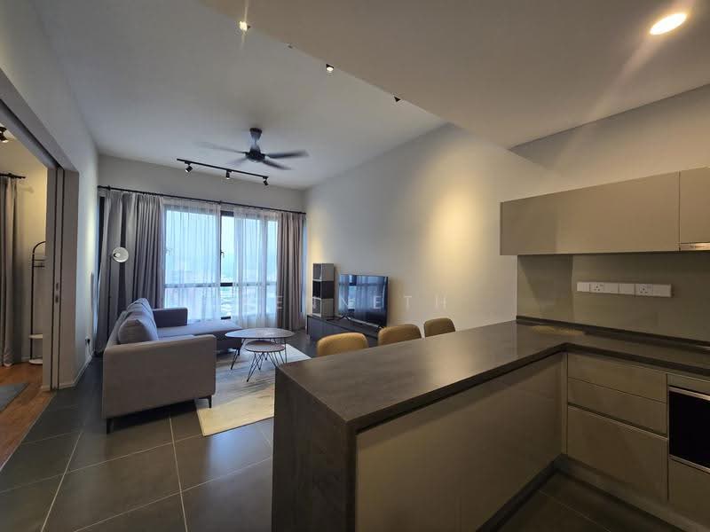 Kediaman Servis untuk Disewa di Ativo Suites @ Damansara Avenue - Kenneth Wang - Living Room - PropertyGuru.com.my