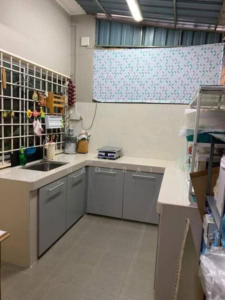 Rumah Teres 2-Tingkat untuk Dijual di Balakong (Cheras) - Ammeer Nadzrai - Kitchen - PropertyGuru.com.my