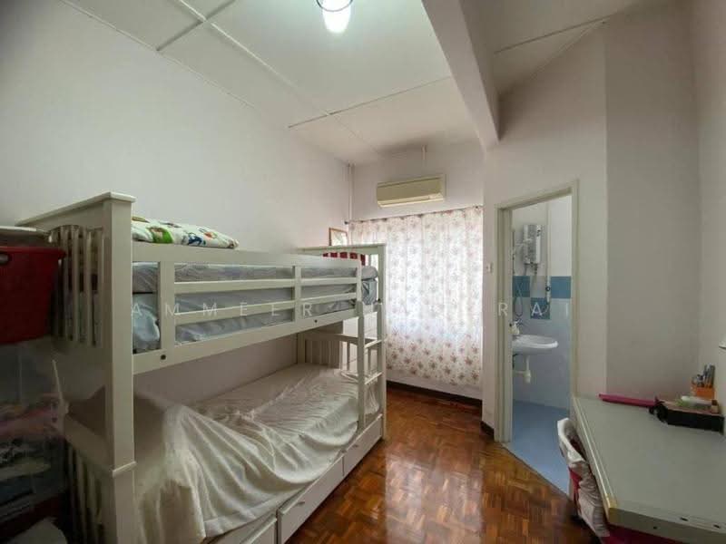 Rumah Teres 2-Tingkat untuk Dijual di Balakong (Cheras) - Ammeer Nadzrai - Bedroom - PropertyGuru.com.my