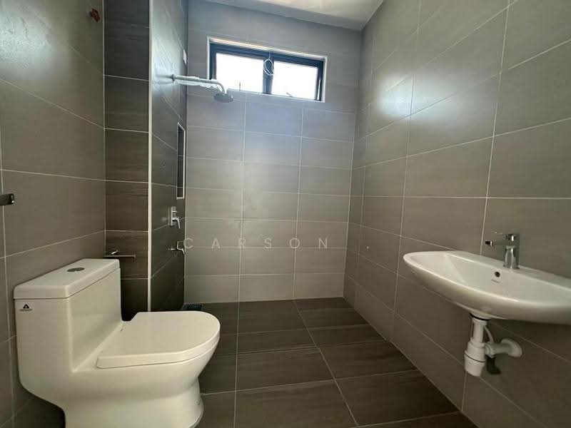 Rumah Kluster untuk Dijual di Taman Mount Austin (Tebrau) - Carson . - Bathroom - PropertyGuru.com.my