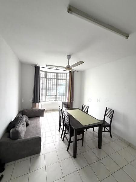 Kondominium untuk Disewa di Angkasa Condominiums - Earon Chong - Living Room - PropertyGuru.com.my