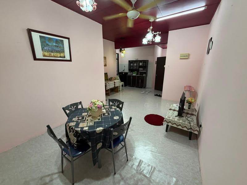 Rumah Flat untuk Dijual di Taman Ehsan Jaya - Vincent Gian - Dining Room - PropertyGuru.com.my