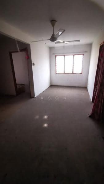 Tanah Kediaman untuk Disewa di Klang (Selangor) - Eason Hong - Living Room - PropertyGuru.com.my