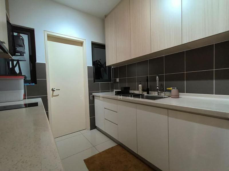 Condominium for Sale at Lakeville Residence - See Hui Tan - PropertyGuru.com.my