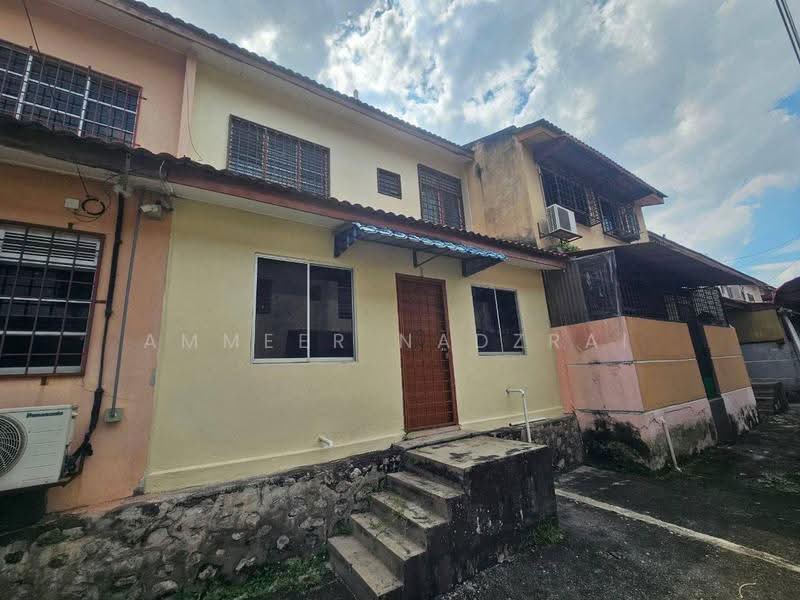 Rumah Teres 2-Tingkat untuk Dijual di Taman Desa Mewah (Semenyih) - Ammeer Nadzrai - Exterior - PropertyGuru.com.my
