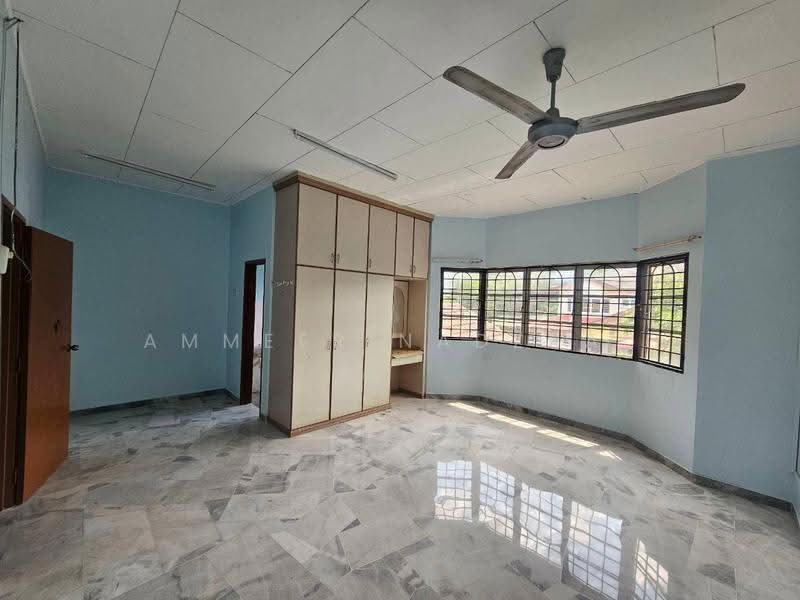 Rumah Teres 2-Tingkat untuk Dijual di Taman Desa Mewah (Semenyih) - Ammeer Nadzrai - Bedroom - PropertyGuru.com.my