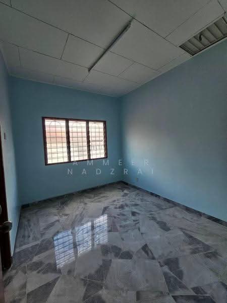 Rumah Teres 2-Tingkat untuk Dijual di Taman Desa Mewah (Semenyih) - Ammeer Nadzrai - Interior - PropertyGuru.com.my