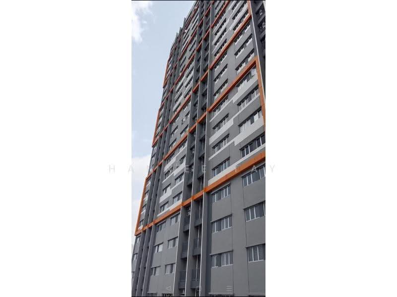 Kediaman Servis untuk Dijual di Pangsapuri Kita Sejati - Hannee Tay - Exterior - PropertyGuru.com.my