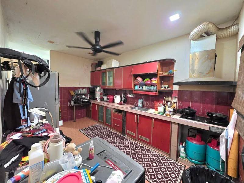 1-storey Terraced House for Sale in Bandar Baru Bangi (Selangor) - Ammeer Nadzrai - Kitchen - PropertyGuru.com.my