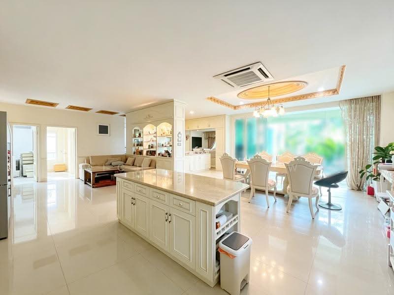 Rumah Teres 2-Tingkat untuk Dijual di Bandar Mahkota Cheras (Cheras) - Michelle Siow - Living Room - PropertyGuru.com.my