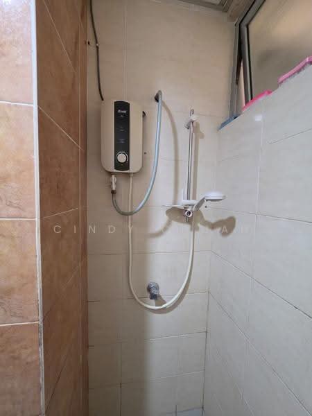 Kondominium untuk Disewa di Platinum Lake PV 13 - Cindy Chuah - Bathroom - PropertyGuru.com.my