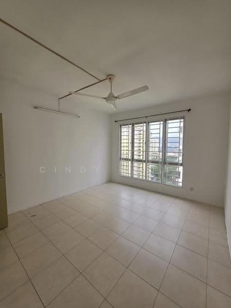 Kondominium untuk Disewa di Platinum Lake PV 13 - Cindy Chuah - Living Room - PropertyGuru.com.my