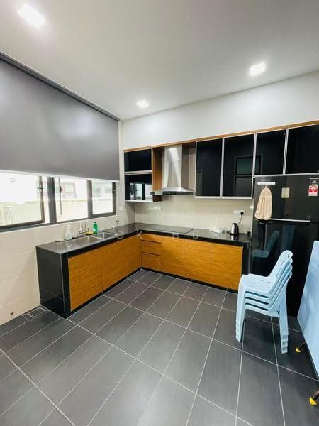 Semi-Detached House for Sale in Eco Botanic 2 (Iskandar Puteri (Nusajaya)) - Kok Hui - Kitchen - PropertyGuru.com.my
