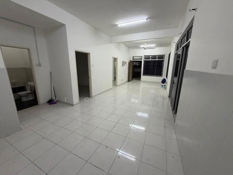 Rumah Teres 1-Tingkat untuk Dijual di Kangkar Pulai (Skudai) - Vincent Gian - Bathroom - PropertyGuru.com.my