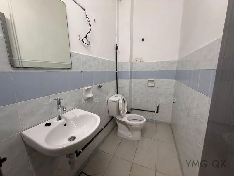 2-storey Terraced House for Sale in Taman Sentosa (Klang) - Raymond Choo - Bathroom - PropertyGuru.com.my