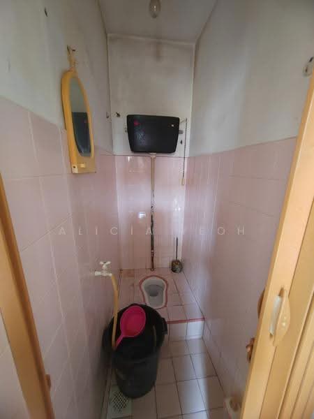 2-storey Terraced House for Sale in Taman Melawati (Ulu Kelang) - Alicia Yeoh - Bathroom - PropertyGuru.com.my