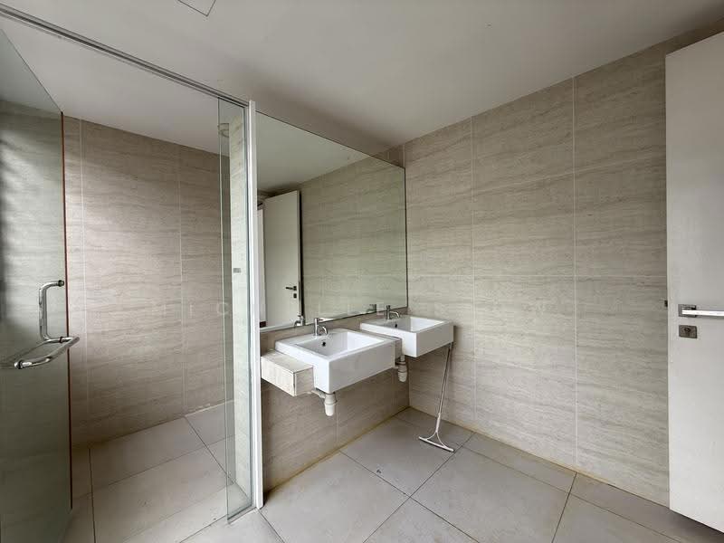 2.5-storey Terraced House for Sale in Bandar Mahkota Cheras (Cheras) - Michelle Siow - Bathroom - PropertyGuru.com.my