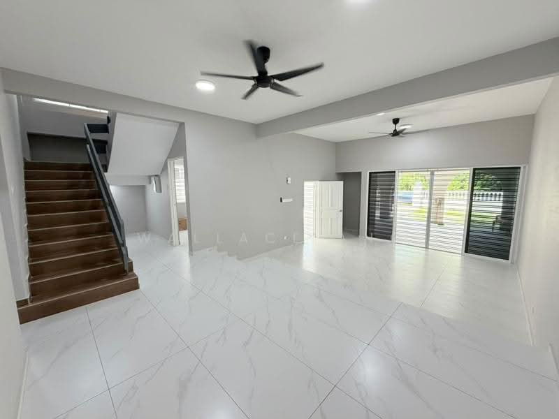Rumah Berkembar untuk Disewa di Taman Tasek (Johor Bahru) - Wallace Ang - Living Room - PropertyGuru.com.my