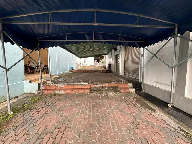 Kedai untuk Disewa di Taman Ungku Tun Aminah (Skudai) - Cora Loh - Exterior - PropertyGuru.com.my