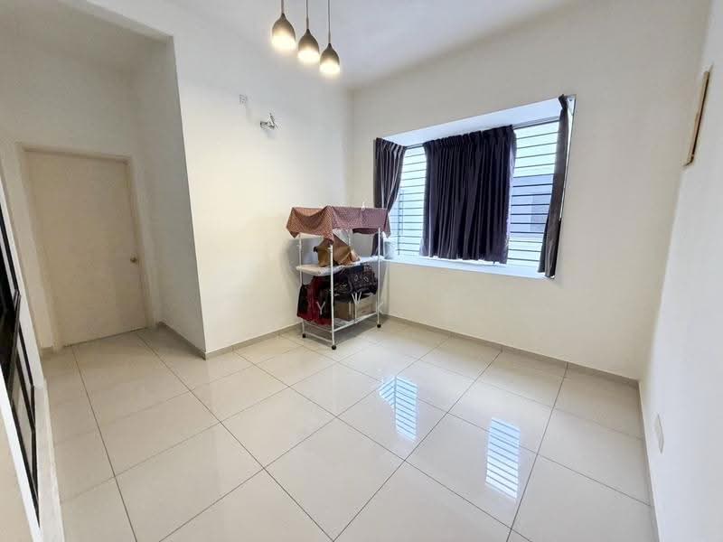 Cluster House for Sale in Bukit Indah (Iskandar Puteri (Nusajaya)) - Yik Tat - Interior - PropertyGuru.com.my