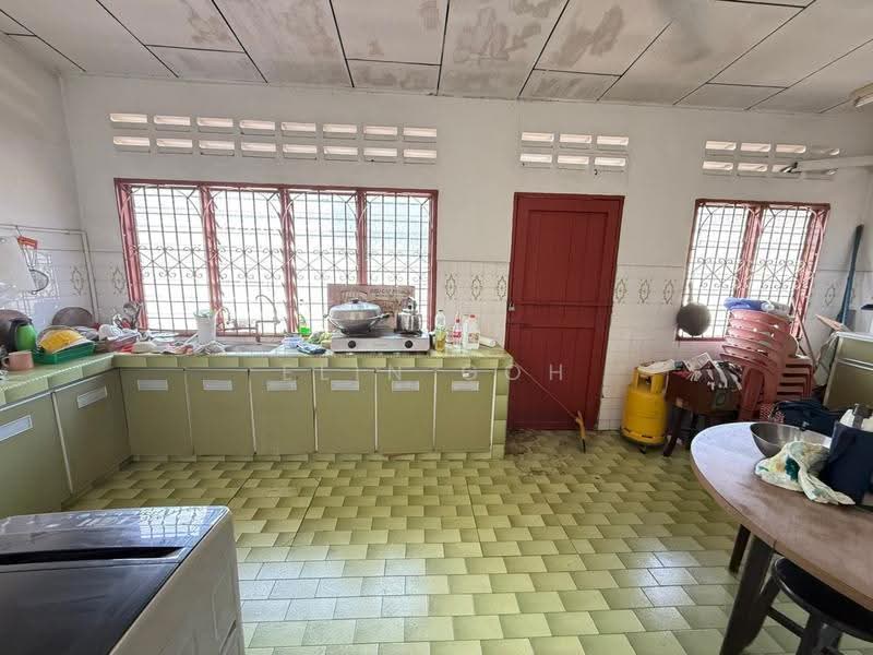 Rumah Teres untuk Dijual di Taman Muzaffar Heights (Bukit Katil) - Elin Goh - Kitchen - PropertyGuru.com.my