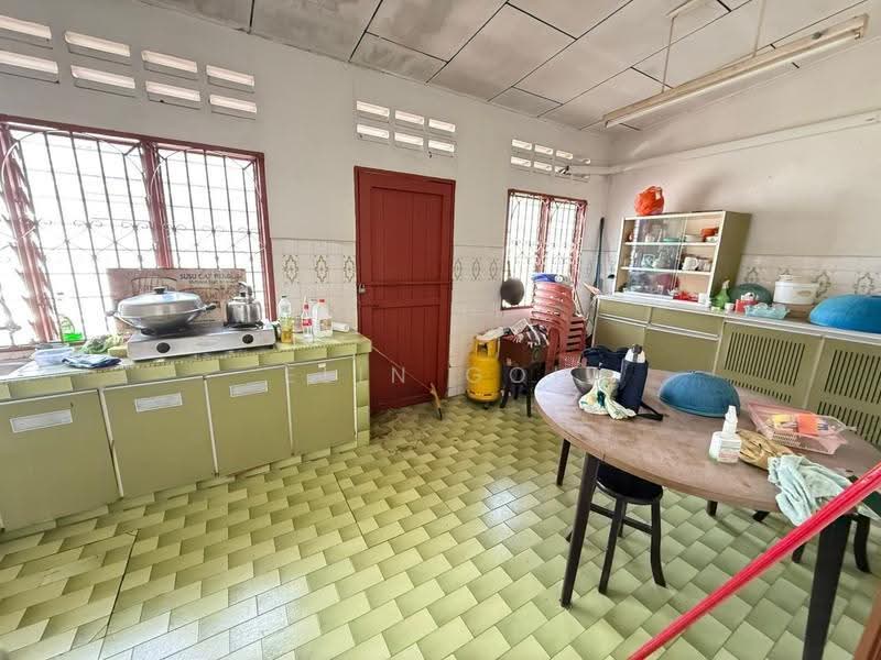 Rumah Teres untuk Dijual di Taman Muzaffar Heights (Bukit Katil) - Elin Goh - Kitchen - PropertyGuru.com.my
