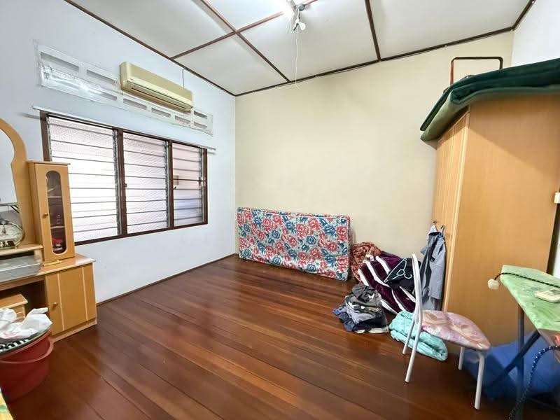 Rumah Teres untuk Dijual di Taman Muzaffar Heights (Bukit Katil) - Elin Goh - Bedroom - PropertyGuru.com.my