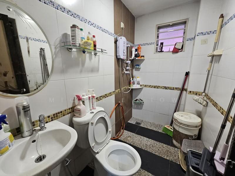 Rumah Teres 2-Tingkat untuk Dijual di Bandar Mahkota Cheras (Cheras) - Michelle Siow - Bathroom - PropertyGuru.com.my