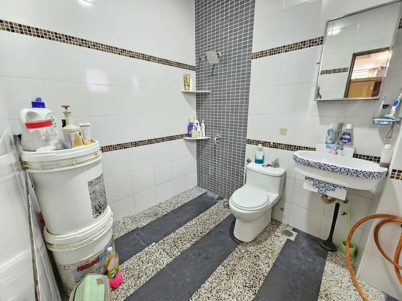Rumah Teres 2-Tingkat untuk Dijual di Bandar Mahkota Cheras (Cheras) - Michelle Siow - Bathroom - PropertyGuru.com.my