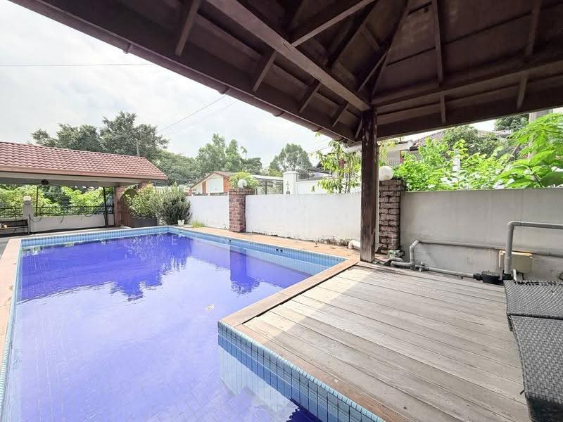 Bungalow House for Sale in Bungalow Single Storey Seksyen 11 Petaling Jaya (Petaling Jaya) - Reena Sarif - Exterior - PropertyGuru.com.my