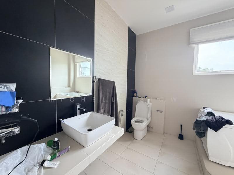 Bungalow House for Sale in Bandar Mahkota Cheras (Cheras) - Michelle Siow - Bathroom - PropertyGuru.com.my