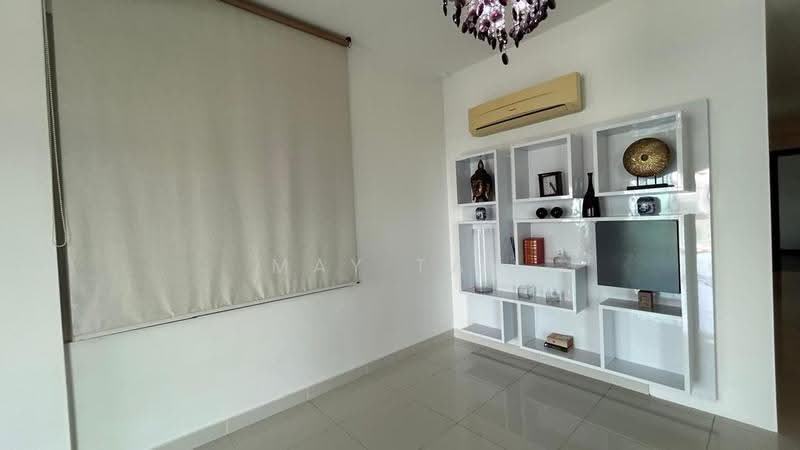 Kondominium untuk Disewa di Gurney Paragon - May Tan - Living Room - PropertyGuru.com.my