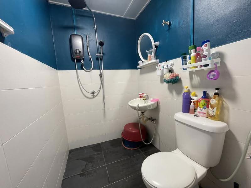 Rumah Teres 2-Tingkat untuk Dijual di Bandar Mahkota Cheras (Cheras) - Yumiko Kew - Bathroom - PropertyGuru.com.my