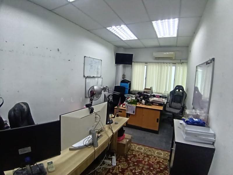 Kedai untuk Dijual di Wangsa Maju (Kuala Lumpur) - Alicia Yeoh - Interior - PropertyGuru.com.my