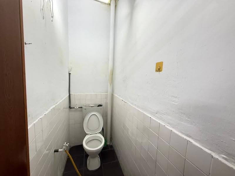 Rumah Teres untuk Dijual di Ayer Keroh (Melaka) - Elin Goh - Bathroom - PropertyGuru.com.my