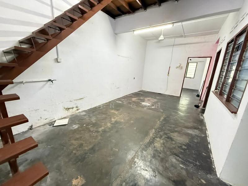 Rumah Teres untuk Dijual di Ayer Keroh (Melaka) - Elin Goh - PropertyGuru.com.my