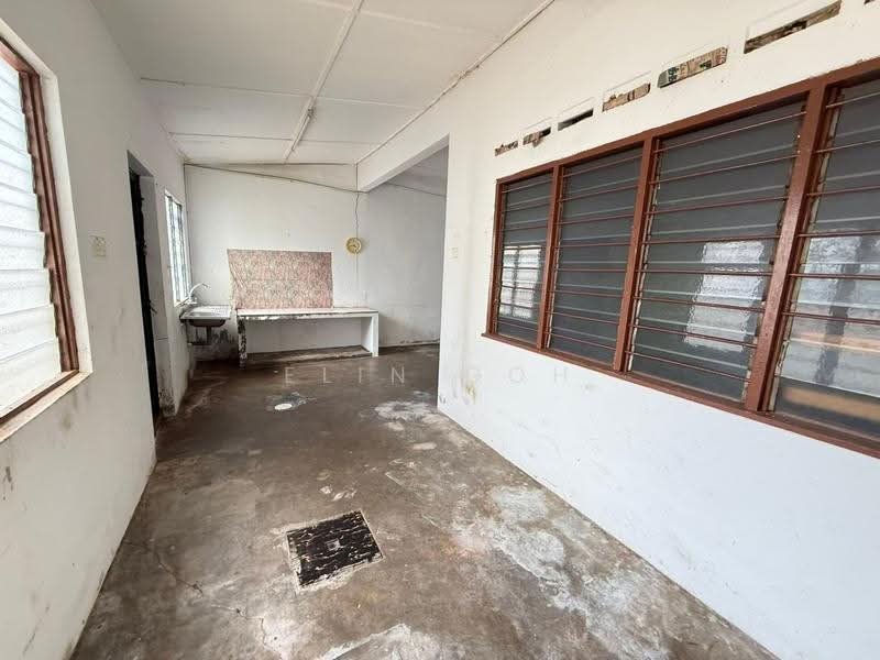 Rumah Teres untuk Dijual di Ayer Keroh (Melaka) - Elin Goh - PropertyGuru.com.my