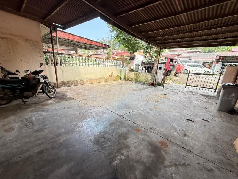 Rumah Teres untuk Dijual di Ayer Keroh (Melaka) - Elin Goh - PropertyGuru.com.my