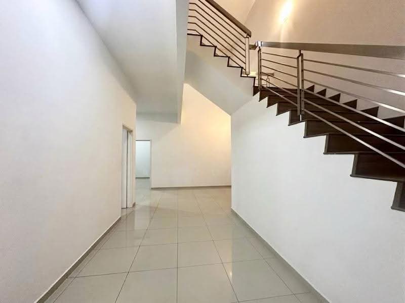 Cluster House for Sale in Bukit Indah (Iskandar Puteri (Nusajaya)) - APRILIA CHAYADI - Interior - PropertyGuru.com.my