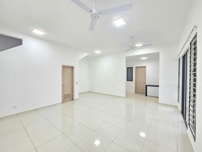 Cluster House for Sale in Telok Panglima Garang (Selangor) - Leon Goh - Living Room - PropertyGuru.com.my