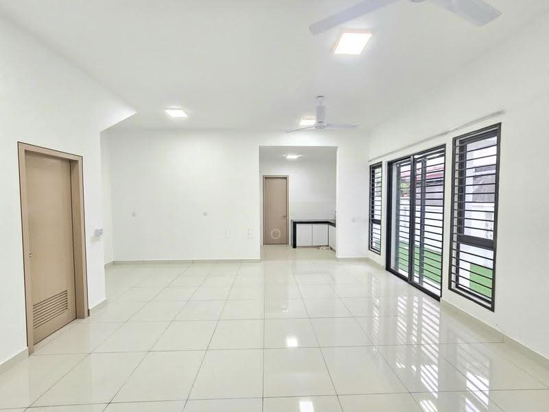 Cluster House for Sale in Telok Panglima Garang (Selangor) - Leon Goh - Living Room - PropertyGuru.com.my