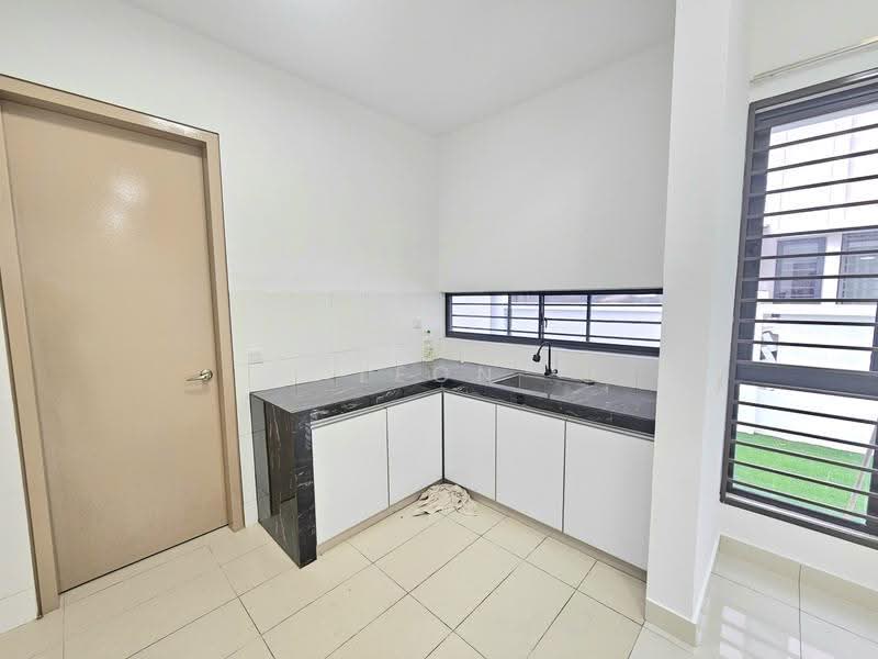 Cluster House for Sale in Telok Panglima Garang (Selangor) - Leon Goh - Kitchen - PropertyGuru.com.my
