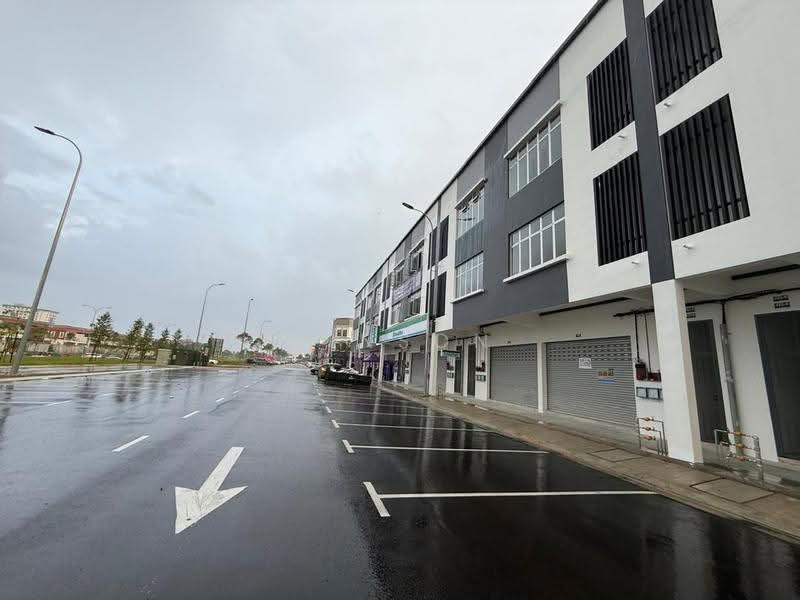 Shop for Sale in Bandar Indahpura (Kulai) - Winson Tan - Exterior - PropertyGuru.com.my