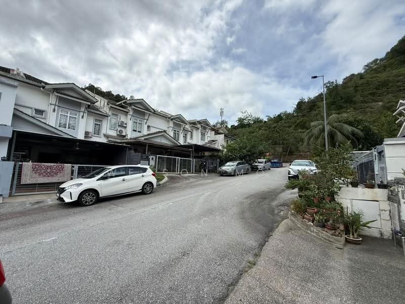 2-storey Terraced House for Sale in Taman Sierra Ukay (Ulu Kelang) - Welson Moo - Exterior - PropertyGuru.com.my