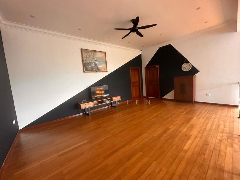 Bungalow House for Sale in Leisure Farm (Gelang Patah) - Carrien Siow - Living Room - PropertyGuru.com.my
